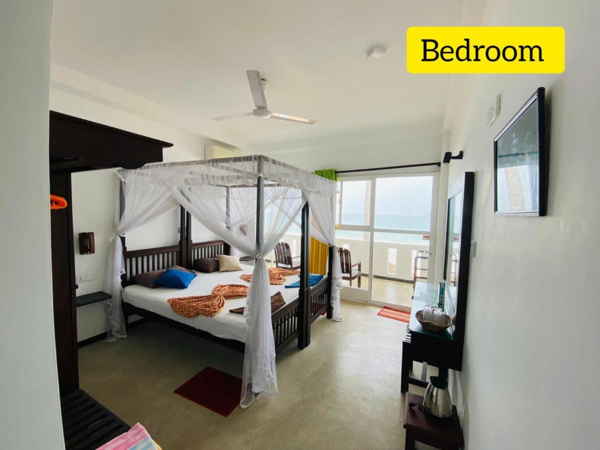 Copacabana Beach Hotel ヒッカドゥワ エクステリア 写真